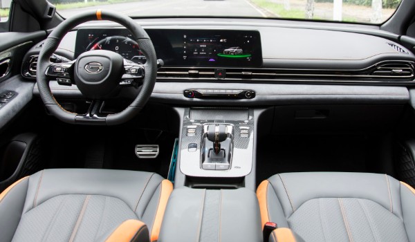 廣汽傳祺影豹報(bào)價(jià) 2022款影豹售價(jià)13萬(wàn)一臺(tái)(落地15萬(wàn))