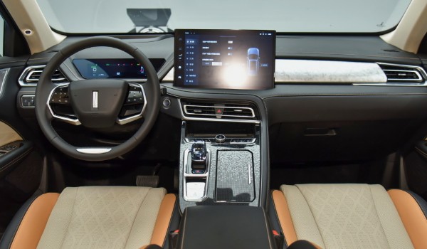 瑪奇朵汽車價(jià)格及圖片 2021款瑪奇朵僅售15萬(wàn)一臺(tái)