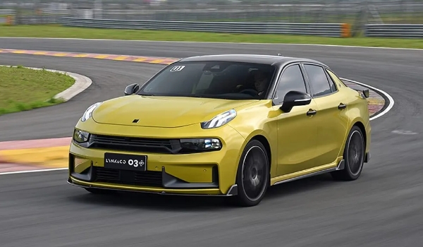 領(lǐng)克03油耗高嗎，綜合百公里油耗6-7L左右