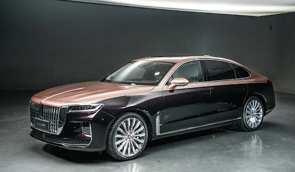 紅旗h9新款2022款價(jià)格，市場(chǎng)給出最新款報(bào)價(jià)30萬(wàn)起