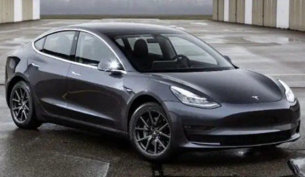 特斯拉model 3續(xù)航多少 續(xù)航最遠(yuǎn)可達(dá)675km(兩臺(tái)永磁同步電機(jī))