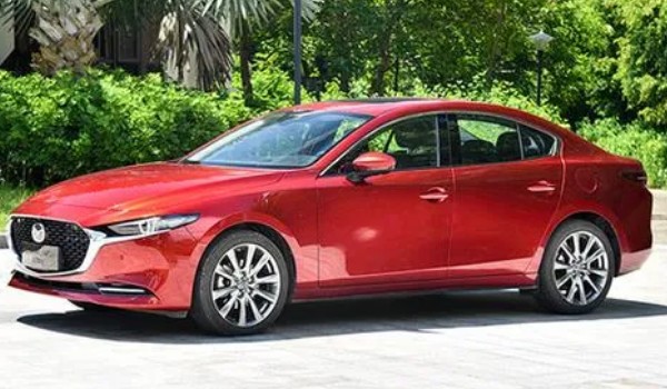 馬自達3昂克賽拉參數(shù)配置 搭載2.0L發(fā)動機(車身長達4.6米)