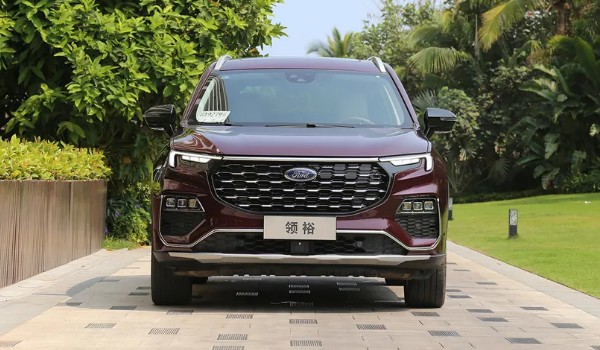 福特領(lǐng)裕油耗實際多少 百公里油耗實測11.8L(一公里消耗9毛錢)