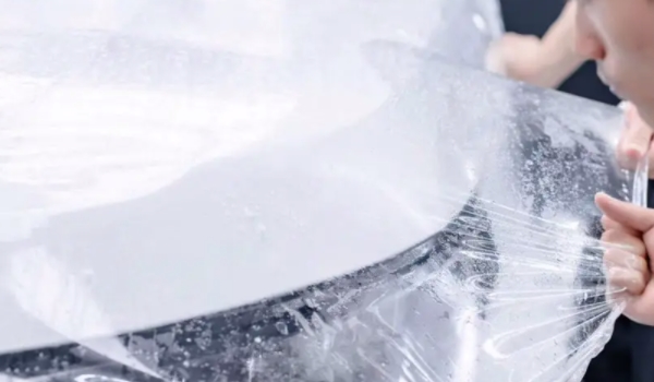 汽車(chē)車(chē)漆怎么保養(yǎng) 可以粘貼隱形車(chē)衣（有效的保護(hù)車(chē)漆）