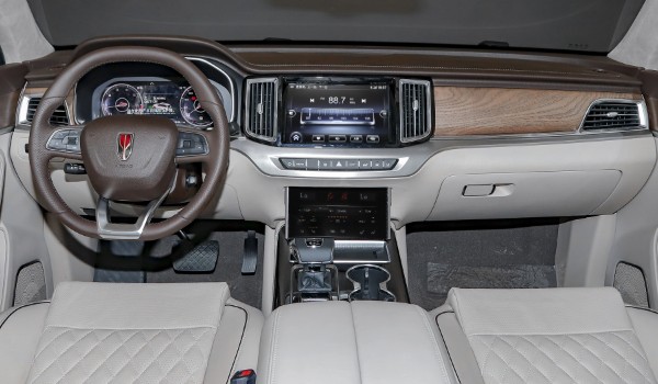 紅旗HS7新款2022款價格SUV 紅旗HS7售27萬一輛(二手價19萬)