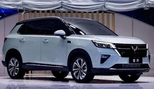 五菱星辰suv2022款多少錢 2022款星辰售價9萬一輛(分期首付2萬)