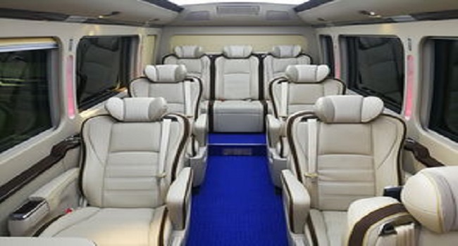 豐田考斯特10座商務(wù)車價(jià)格，需求不同價(jià)格也不同可量身定制