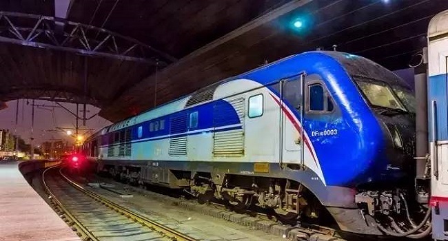 火車(chē)上有可以充電的地方嗎 ，火車(chē)上充電也是很方便的