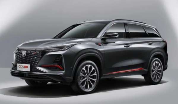 長(zhǎng)安cs75plus藍(lán)鯨版2022款發(fā)動(dòng)機(jī)怎么樣 動(dòng)力強(qiáng)勁(搭載1.5T和2.0T發(fā)動(dòng)機(jī))