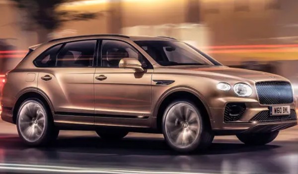 賓利添越插電混動(dòng)版分期多少錢(qián) 分期首付71萬(wàn)(36期月供49849元)