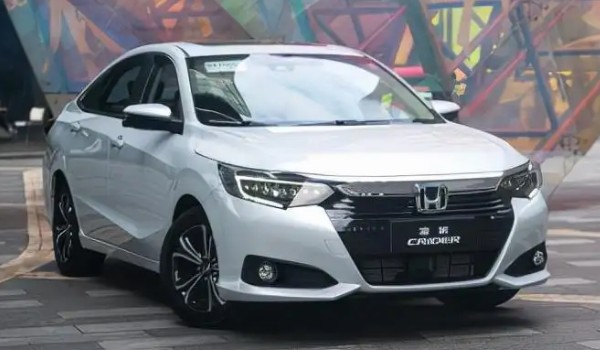 本田凌派油耗怎么樣 百公里油耗實(shí)測(cè)5.5L(油耗一公里4毛錢)