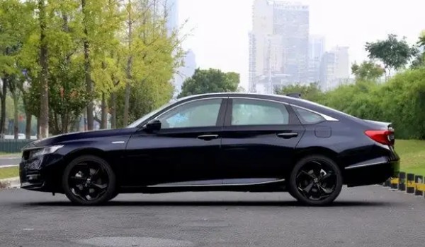 雅閣2022款報(bào)價(jià)及圖片 新款雅閣僅售15萬(wàn)一輛