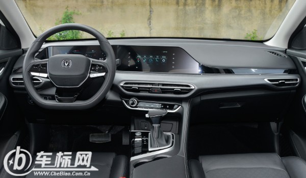 長(zhǎng)安逸動(dòng)plus分期首付多少錢(qián) 分期首付2萬(wàn)(36期月供1524元)