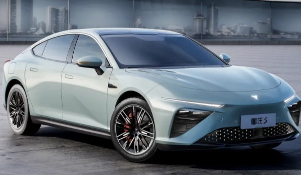 哪吒s分期首付多少錢(qián) 分期首付5萬(wàn)(36期月供4176元)