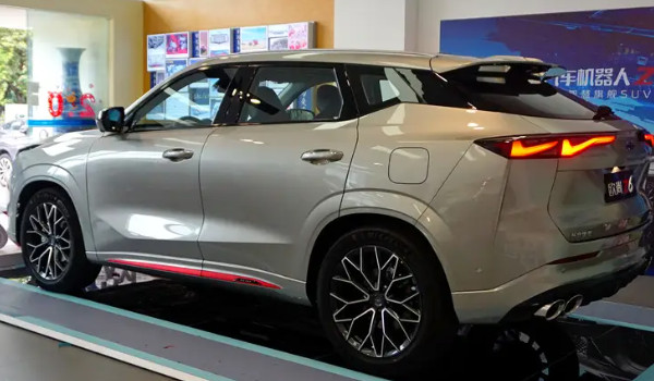 長安歐尚z6油耗多少升 百公里油耗實(shí)測9.6L(一公里消耗8毛錢)