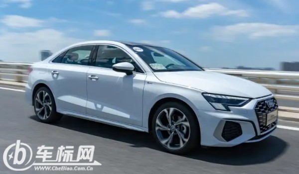 奧迪a3l新車報(bào)價(jià)2021款落地多少錢 2021款已經(jīng)停售(2022款落地20萬)