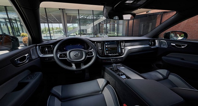 沃爾沃xc60電混新款價格，官方指導(dǎo)價為37.39萬-47.49萬