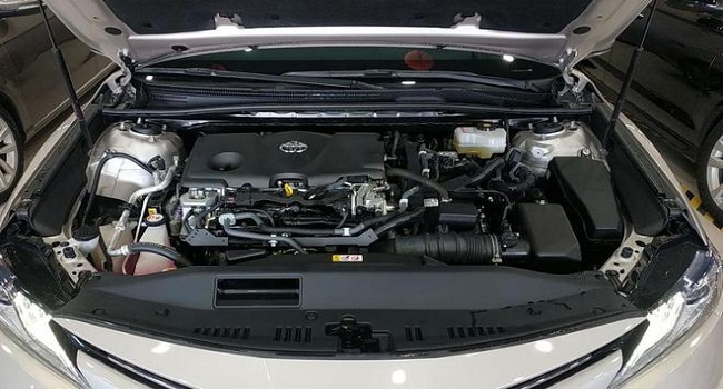 豐田凱美瑞2019款報(bào)價(jià)及圖片，指導(dǎo)價(jià)17.98-27.98萬元耐看又實(shí)用