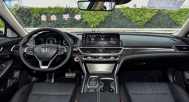 本田雅閣裸車價多少，20萬不到的價格擁有B級轎車