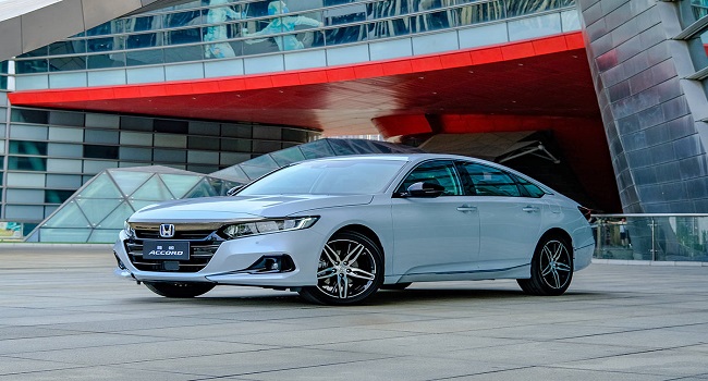 2022款本田雅閣尊貴版落地價(jià)，混動(dòng)版車(chē)型燃油經(jīng)濟(jì)性是亮點(diǎn)