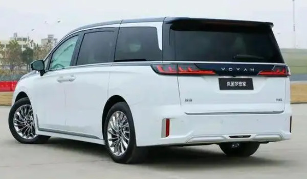 夢(mèng)想家mpv報(bào)價(jià) 2022款夢(mèng)想家售價(jià)36萬(分期首付11萬)