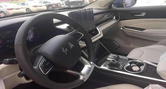 紅旗10萬(wàn)一15萬(wàn)SUV，紅旗HS3是你不錯(cuò)的選擇