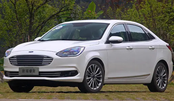 福特福睿斯2022款報(bào)價(jià)及圖片 沒(méi)有2022款(2021款福睿斯售價(jià)7萬(wàn))