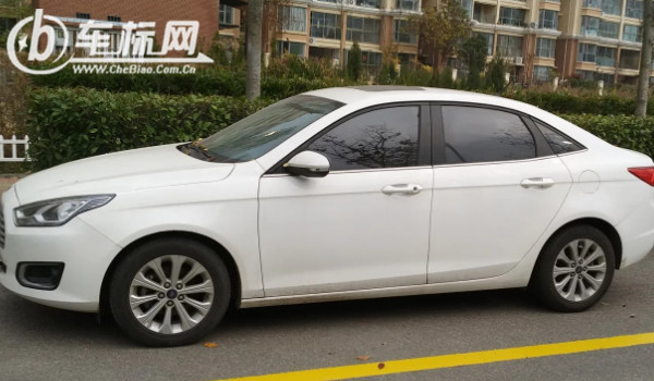 福特福睿斯2022款報(bào)價(jià)及圖片 沒(méi)有2022款(2021款福睿斯售價(jià)7萬(wàn))