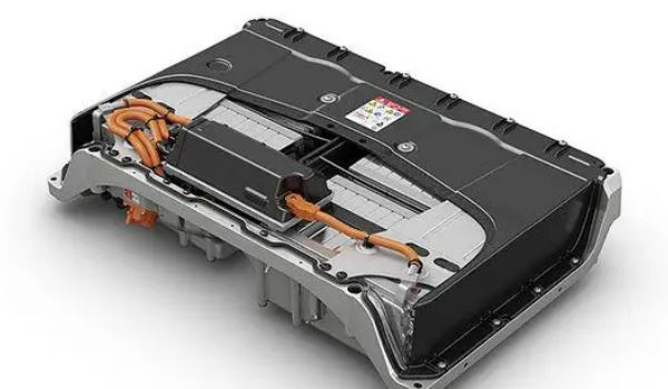 比亞迪換電池多少錢(qián) 比亞迪換電池6萬(wàn)元到8萬(wàn)元之間