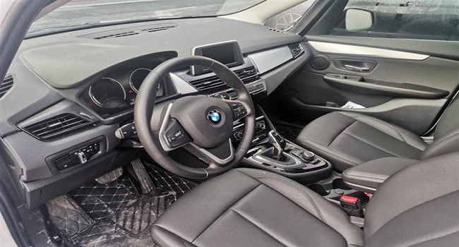 寶馬218i旅行車二手車價(jià)格，22.79萬元淘到二手豪車