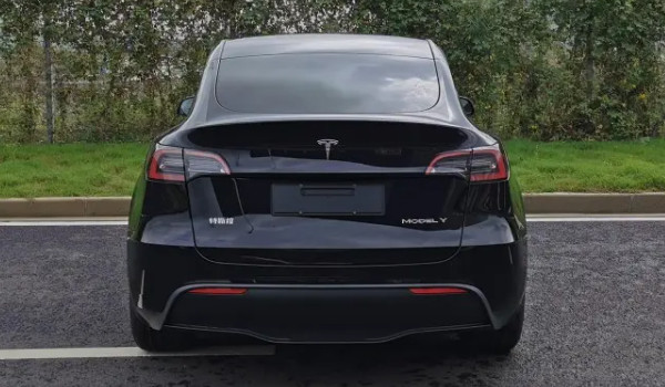 model y 2022款價格 2022款model y售價28萬(分期首付8萬)