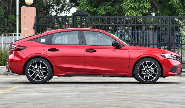 思域混動版價格多少 2023款思域混動售價15萬(落地17萬)