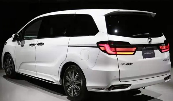 本田奧德賽混動價(jià)格與圖片 2022款奧德賽混動售價(jià)22萬(落地25萬)