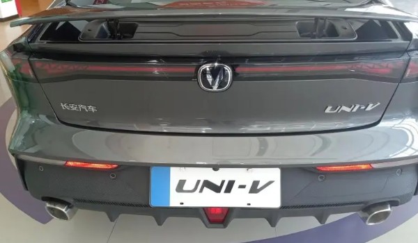 長安univ運動版多少錢 運動版售價12萬(分期首付3萬)