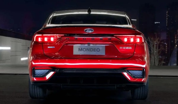 福特蒙迪歐圖片報(bào)價(jià) 2023款蒙迪歐售價(jià)21萬(落地價(jià)24萬)