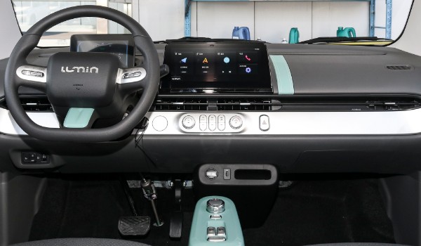 長安lumin2022款報價及圖片 2022款長安lumin售價4萬(分期首付1萬)