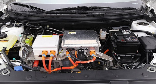 東風e70電動汽車報價，官方指導(dǎo)價15.28萬元