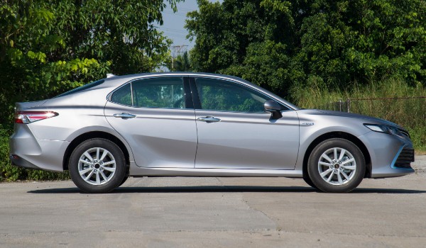 豐田凱美瑞車價格多少 2022款凱美瑞售價16萬(落地價19萬)