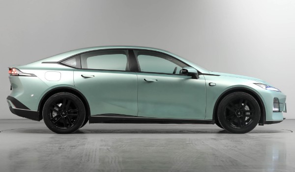 長(zhǎng)安深藍(lán)sl03分期首付多少錢 分期首付5萬(36期月供3593元)