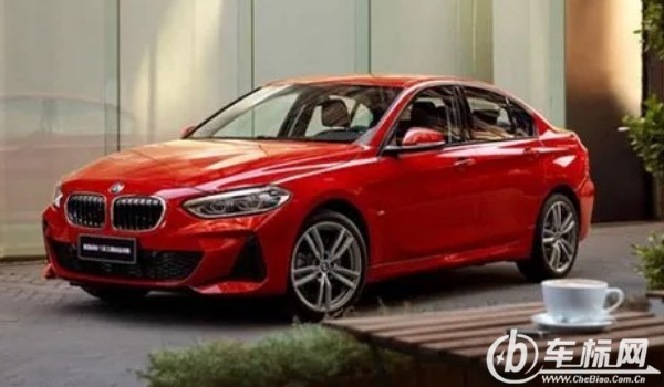 奔馳a級和寶馬1系哪個(gè)好 寶馬1系動(dòng)力更強(qiáng)(a級車身長達(dá)4.6米)