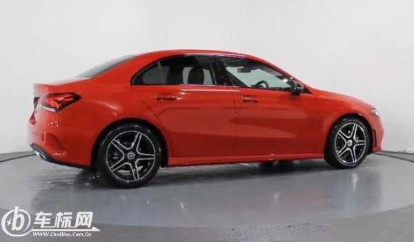 奔馳a級(jí)車值得買嗎 油耗實(shí)測7.9L(馬力可達(dá)163匹)