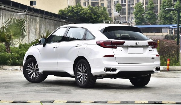 本田冠道和豐田漢蘭達哪個好 冠道動力強(漢蘭達車身長達4.9米)