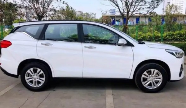 哈弗m62021款自動(dòng)擋報(bào)價(jià)及圖片 m6自動(dòng)擋售價(jià)7萬(wàn)(分期首付2萬(wàn))