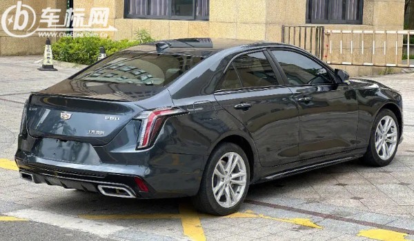 凱迪拉克ct4二手車報(bào)價(jià)及圖片 二手ct4售價(jià)12萬(wàn)(表顯里程2萬(wàn)公里)