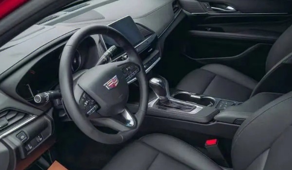 凱迪拉克ct4分期月供多少 36期月供3756元(首付5萬)