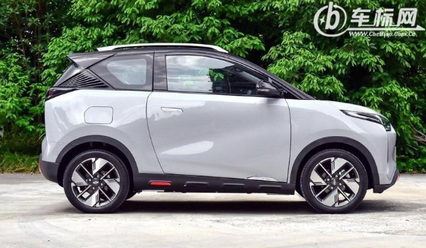 奇瑞新能源無(wú)界pro價(jià)格及圖片 2022款無(wú)界pro售價(jià)8萬(wàn)(分期首付2萬(wàn))