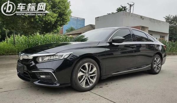 本田英仕派有幾個顏色 搭載了五個配色(晶耀白很時尚)