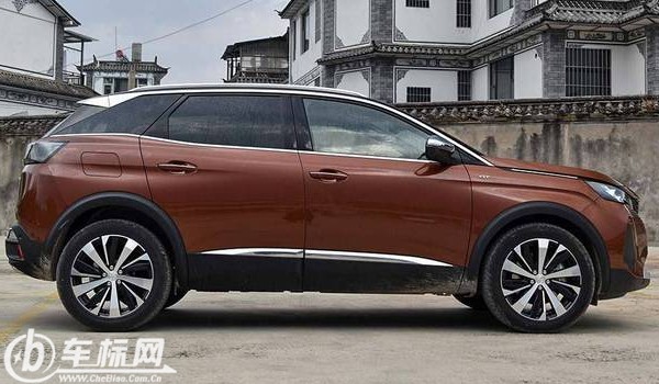 東風標致4008有幾個氣囊 搭載6個氣囊(安全性很高)