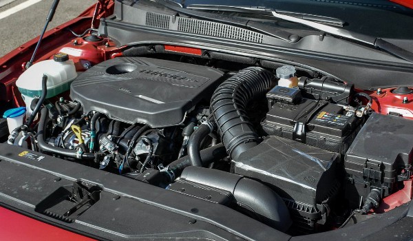 現(xiàn)代菲斯塔動力性能如何 輸出馬力可達200匹(搭載1.5T發(fā)動機)