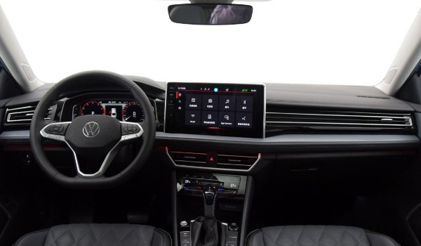 現(xiàn)代名圖和大眾速騰哪個(gè)好 速騰動力強(qiáng)(配置功能豐富)